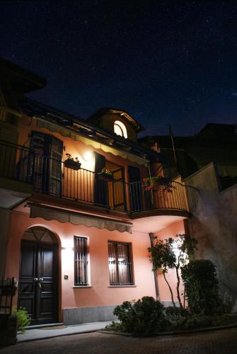  Casa Caroli, Dimore di Langa - charme e comfort nel cuore di Alba in Alba