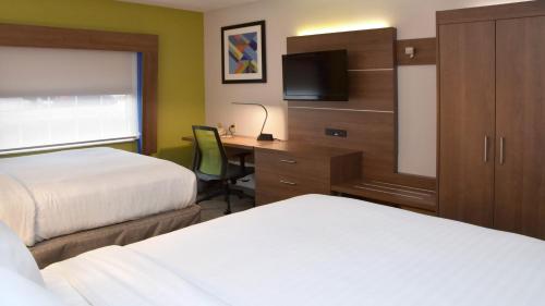 Holiday Inn Express Mount Pleasant- Scottdale, an IHG Hotel