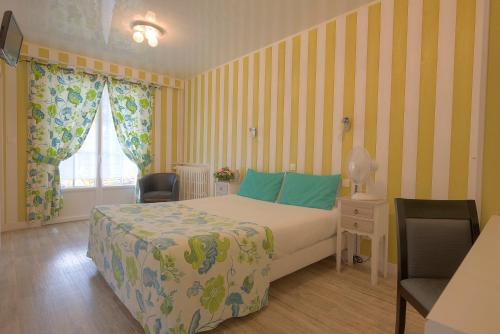 1 queen bed