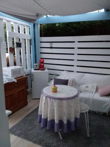 Tiny House et chambre chez l habitant in Route de Scoorts