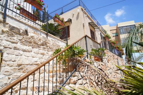 Abu Hanna Boutique by Ahlan Hospitality in الناصرة