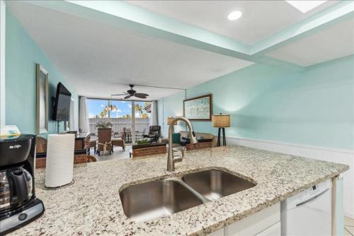 Condo 113 - image 10