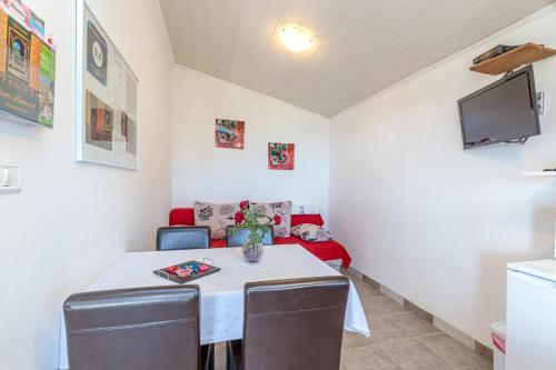 Apartments Sveti Leonard