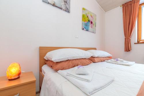 Apartments Sveti Leonard