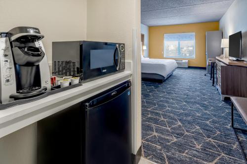 Holiday Inn Hotel And Suites Wausau-Rothschild