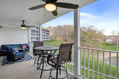 Family Fun Lakefront Condo at Parkview Bay thumb 4