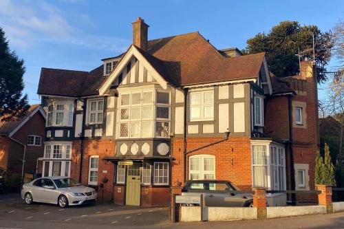 Cleveland House - Perfect for Beaches and Town. - Accommodation - Bournemouth
