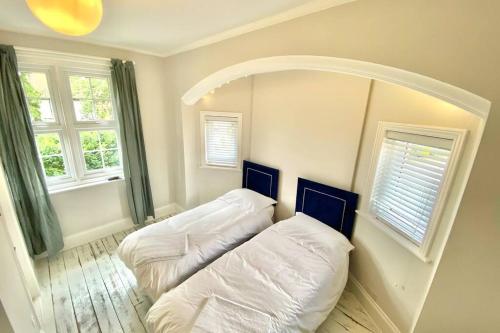 Cleveland House - Perfect for Beaches and Town.
