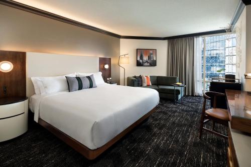 Omni Austin Hotel Room Type - Deluxe King Room