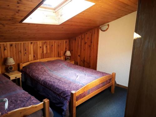 Appartement 8 pers. centre-village 69130 - image 13