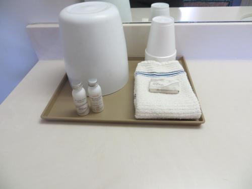 บริการและสิ่งอำนวยความสะดวก, Four Corners Inn in แบลนด์ดิง (ยูทาห์)