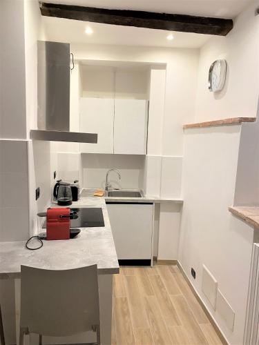 La Morra Flats 5