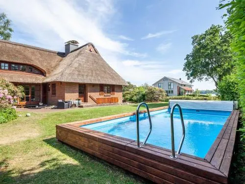 Ferienhaus REETselig mit Pool Sauna in Klein Barkau, Deutschland