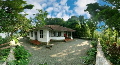 Plappally Heritage Estate Bungalow Homestay Kingly Heaven