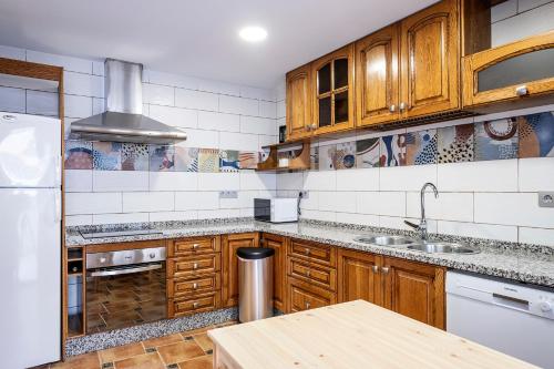 ห้องครัว, TaDawn Literary in กลางเมืองเอสเตโปนา