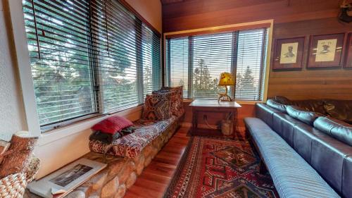 Bridges Townhome #09 Condo - image 6