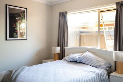 4 bedrooms and very close to Papamoa Beach