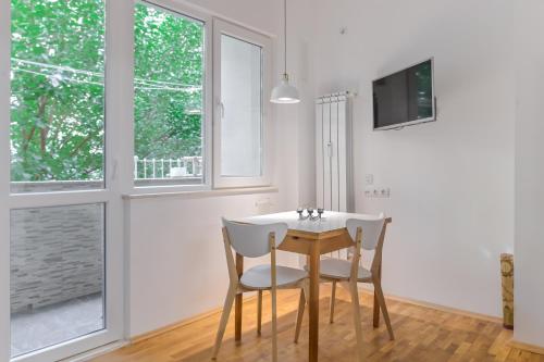 Bright 1BD Apartment - Steps from Vitosha Blvd by Flat Mаnager, Sofie (fotografie 7)