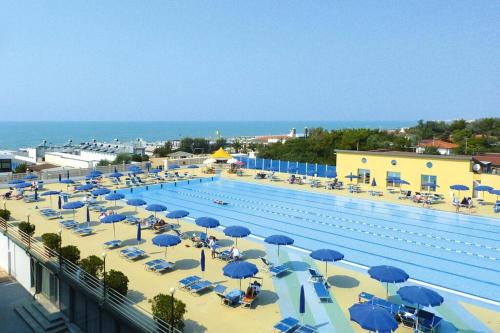  Holiday resort Continental Resort, Tirrenia in 56128 Tirrenia
