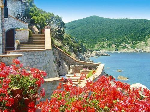 Apartment Residence La Cota Quinta with sea view, Rio nell'Elba