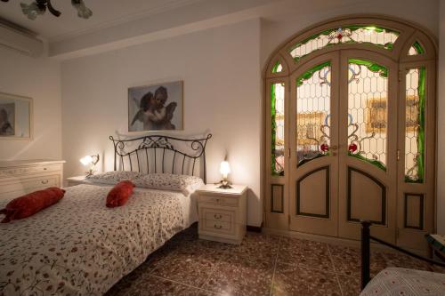 Apartment Center of Rome near Vatican and Trastevere GARAGE INCLUDED IN THE PRICE TOP PLACE FOR JUBILEE, Rome (photo 8)