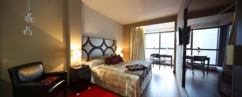 Hotel Axis Vigo - image 12