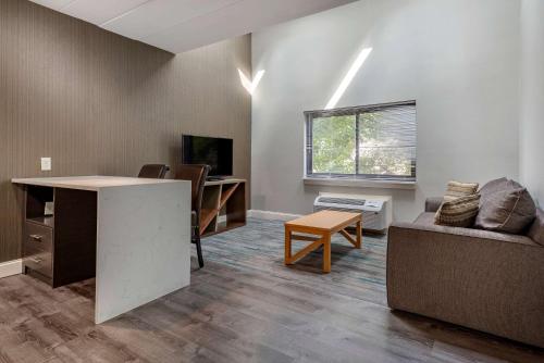 Somerset Lofts Ascend Hotel Collection - image 4