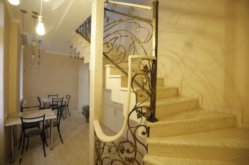 Αίθουσα υποδοχής, HOTEL COMFORT in Κουταίσι