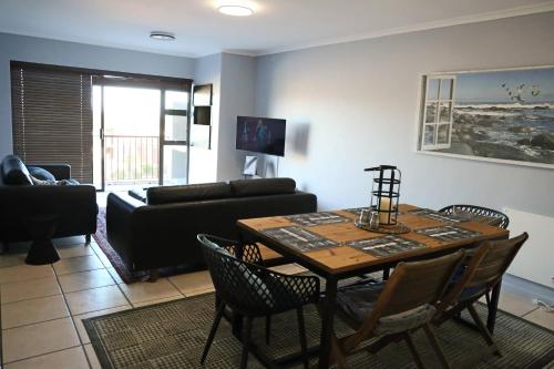 Langebaan Golf Lagoon Haven in Langebaan Country Estate