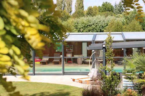 Solesmes Suites gîte à louer La Bazouge-de-Chemeré