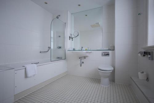 The Met Hotel Leeds - image 12