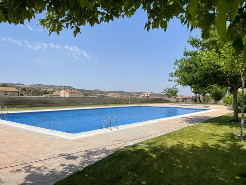  El Refugi de Rubinat in Sant Antolí i Vilanova