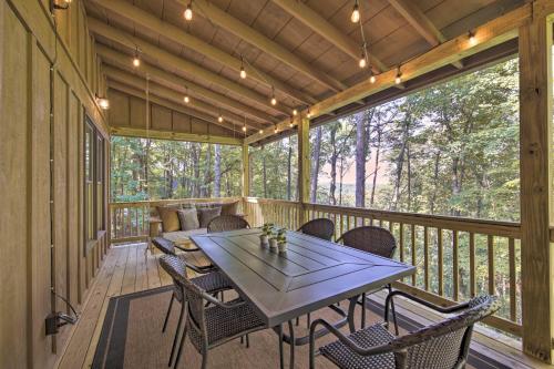 Blue Ridge Hideaway with Fire Pit and Mtn Views!