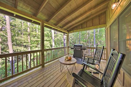 Blue Ridge Hideaway with Fire Pit and Mtn Views!