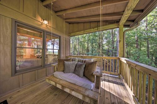 Blue Ridge Hideaway with Fire Pit and Mtn Views!