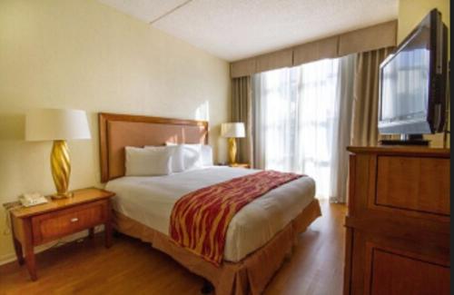Rodeway Inn South Miami Coral Gables – Miami, FL
