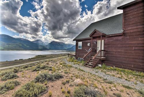Breathtaking Lake-View Retreat with On-Site Hiking! - Twin Lakes