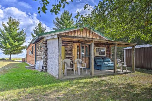Arkdale Studio Cabin with On-Site ATV Trails! in מרשפילד(דבליו אי)
