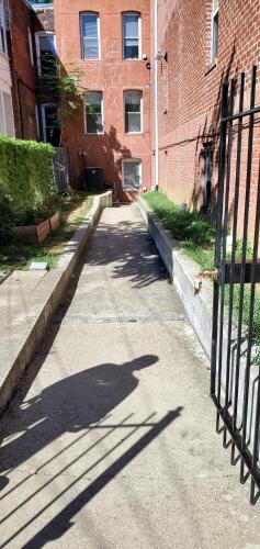 Lovely 2br Rental Unit Lovely 2br Rental Unit