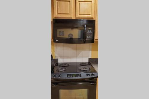 Lovely 2br Rental Unit Lovely 2br Rental Unit