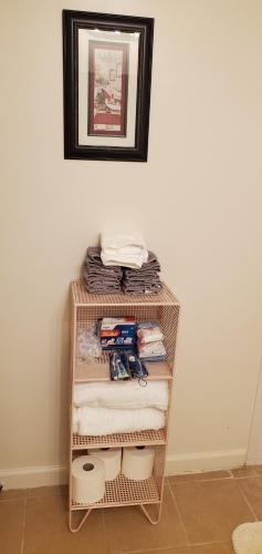 Lovely 2br Rental Unit Lovely 2br Rental Unit