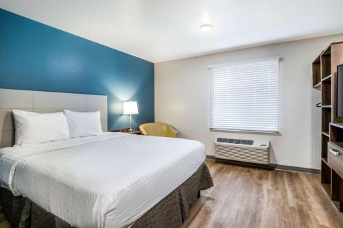 WoodSpring Suites Elgin - Chicago