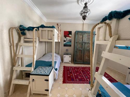 Chambre partagée, pour femmes, 4 personnes