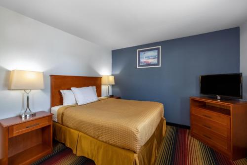 Travelodge by Wyndham Spirit Lake/Okoboji