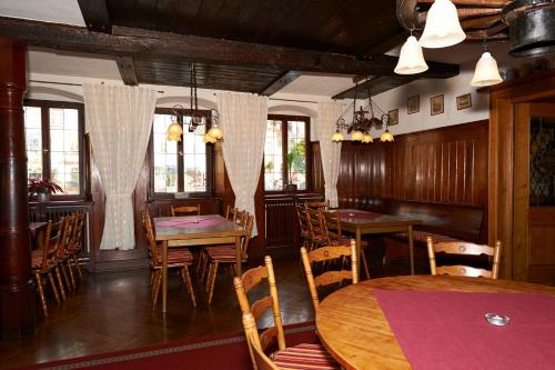 餐廳, 沃菲赫爾酒店 (Hotel Walfisch) in 哈斯富特