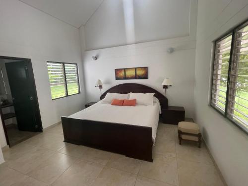 Exclusiva villa para 18 personas con piscina privada