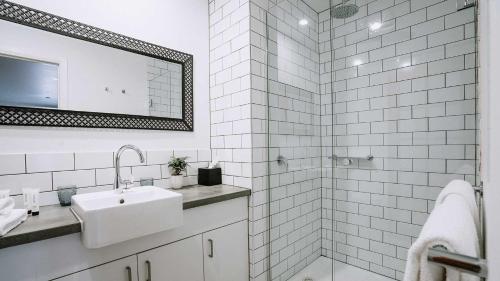 Daylesford Art Motel Signature Suites