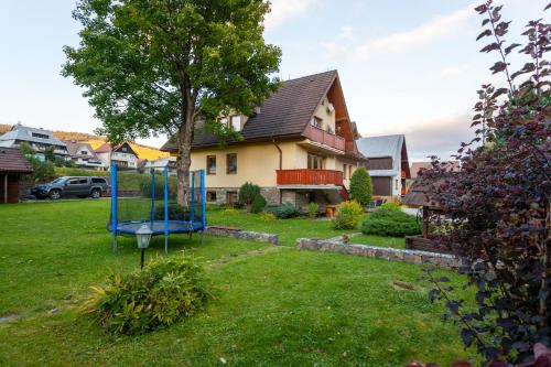 Vedere exterior, Penzión Javor - apartmány (Penzion Javor - apartmany) in zdiar