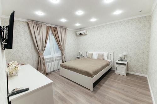 Weekend Country Club - image 8