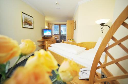 Single Room with Glacier View